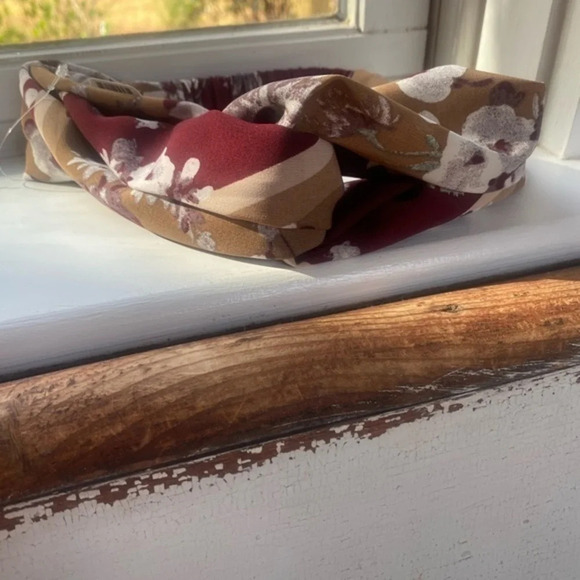 Anthropologie Floral Twist Headband - Picture 4 of 4